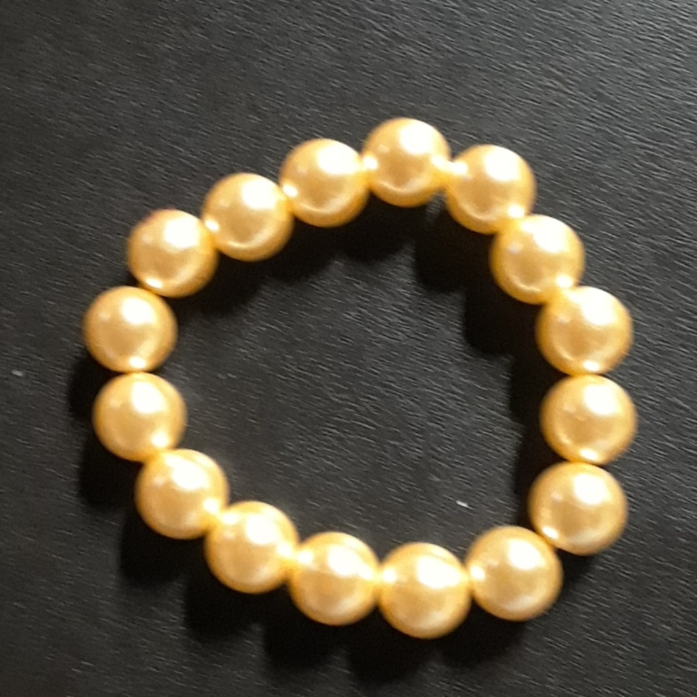 Pearl Colored Bracelet